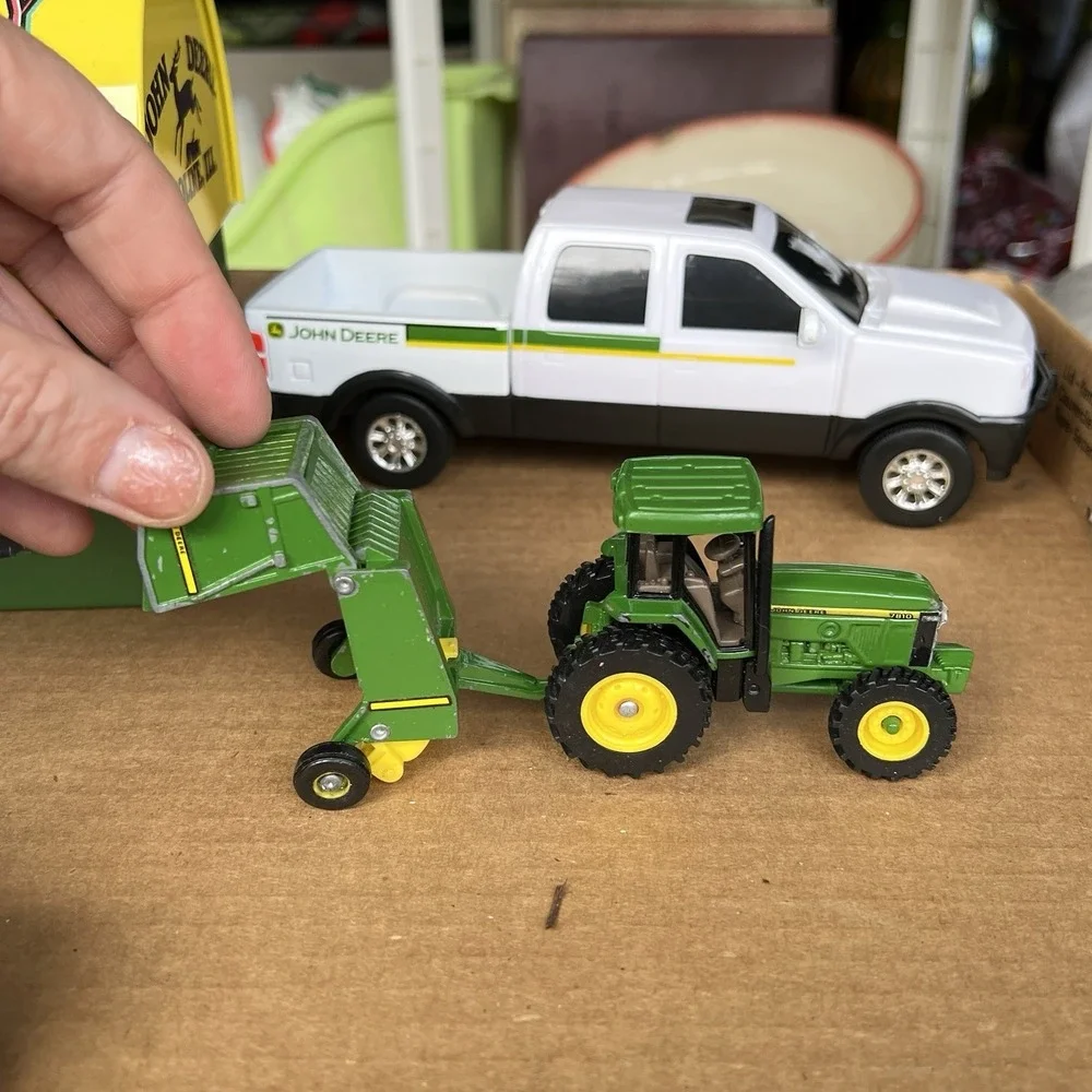 John Deere Tractors ERTL Toys Lunch Box Sign Combine‎ Tractor Truck - Lot of 13